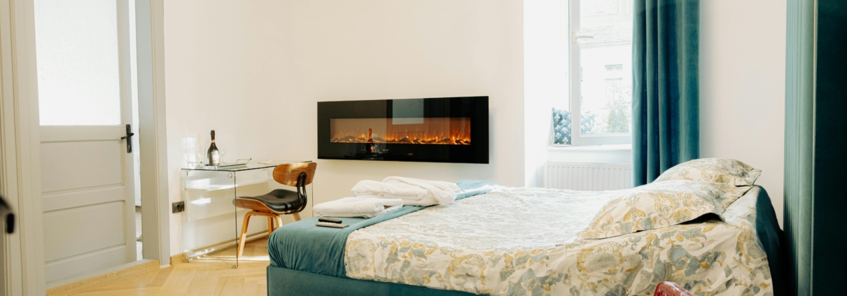 Gas heat fireplace in a room